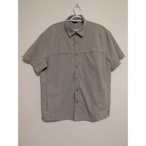 MEC Vented Fishing Shirt Mens XL Beige Short Sleeve Button Up Hiking Outdoor